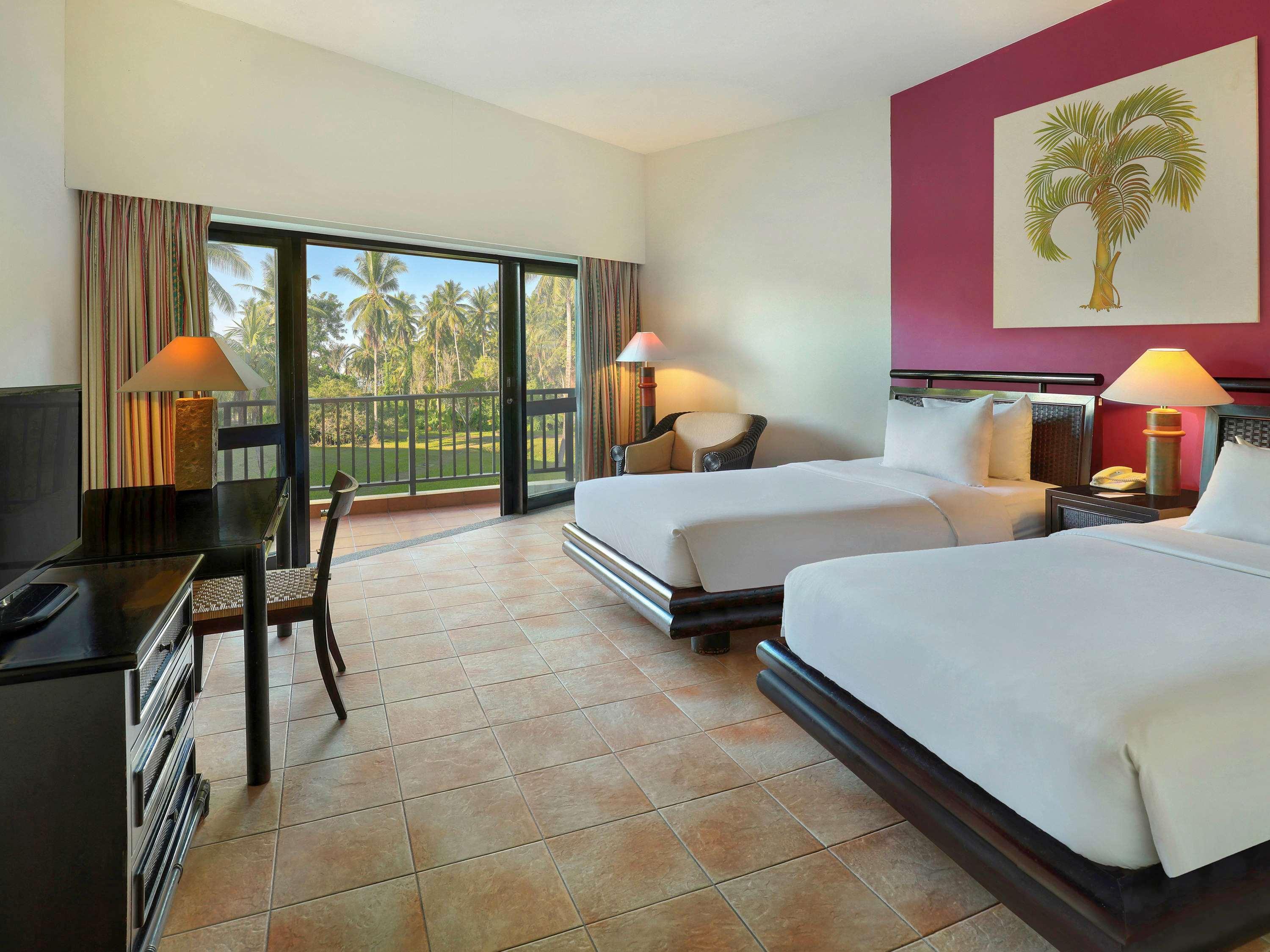 Manado Tateli Resort And Convention Exterior foto