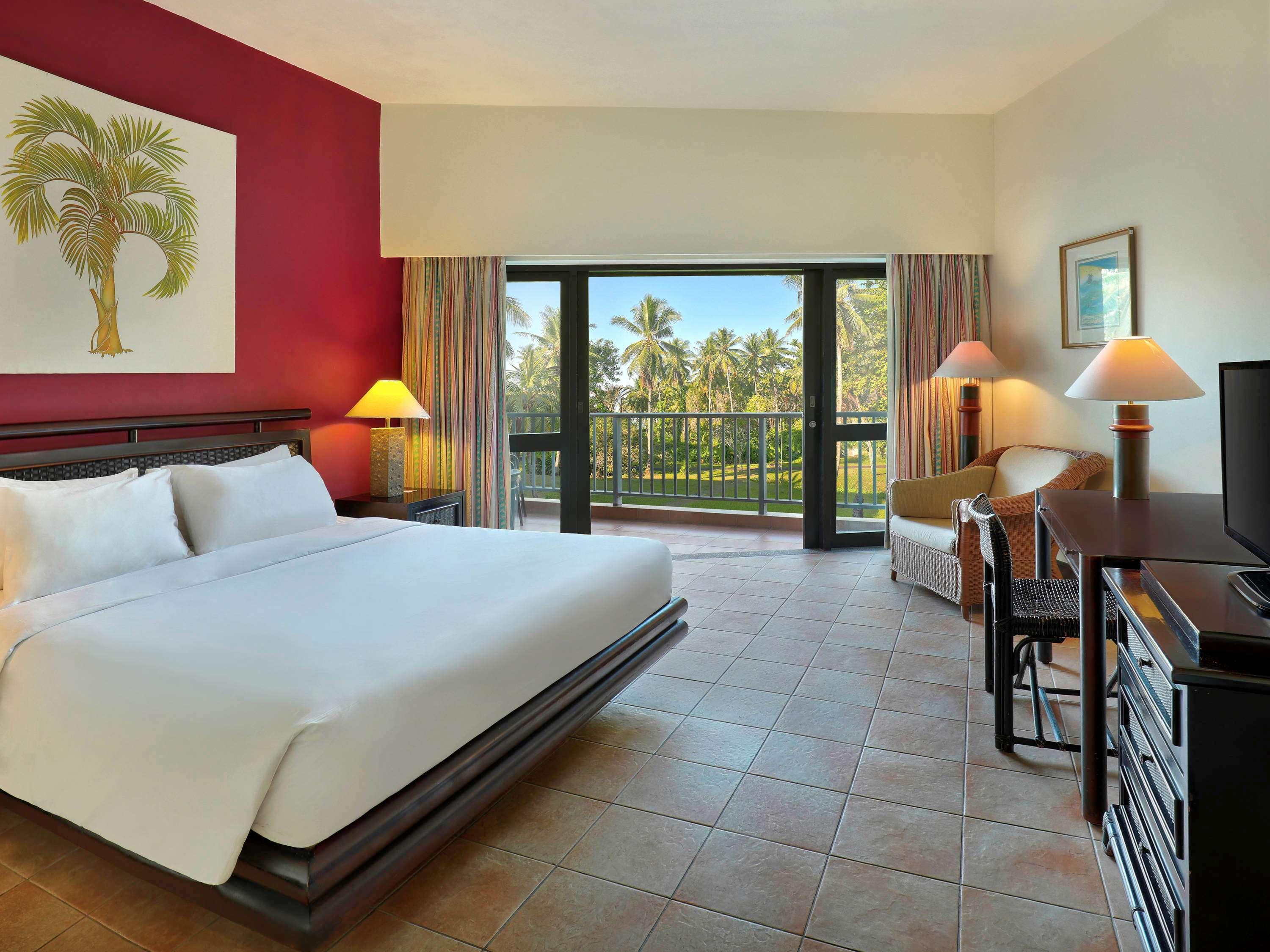 Manado Tateli Resort And Convention Exterior foto