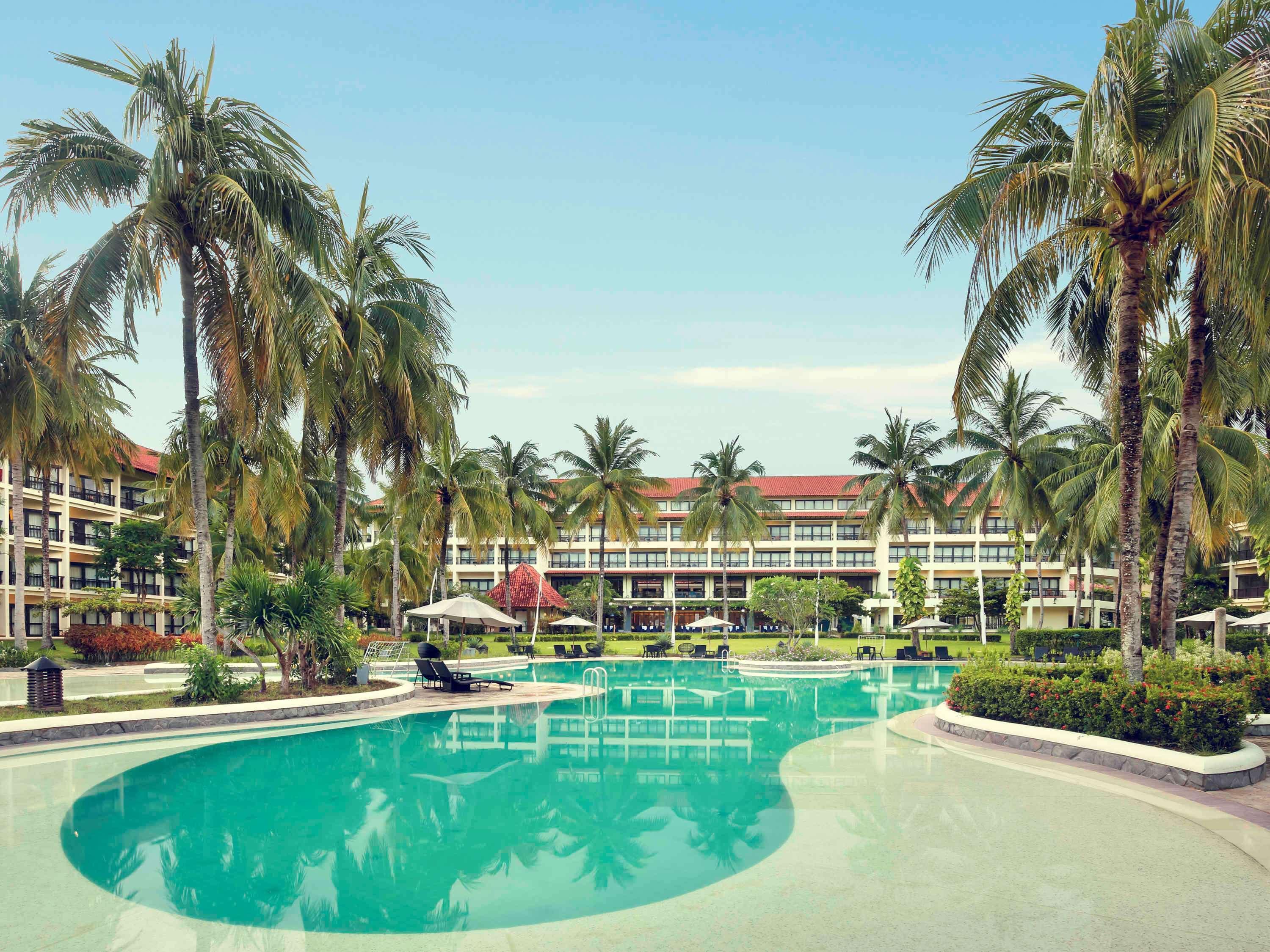 Manado Tateli Resort And Convention Exterior foto