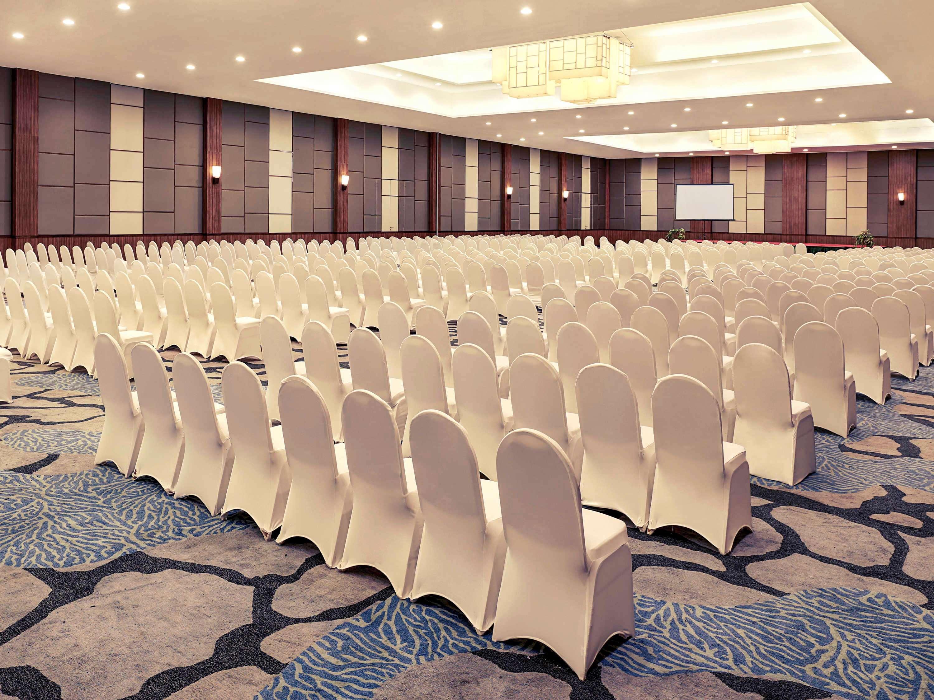 Manado Tateli Resort And Convention Exterior foto
