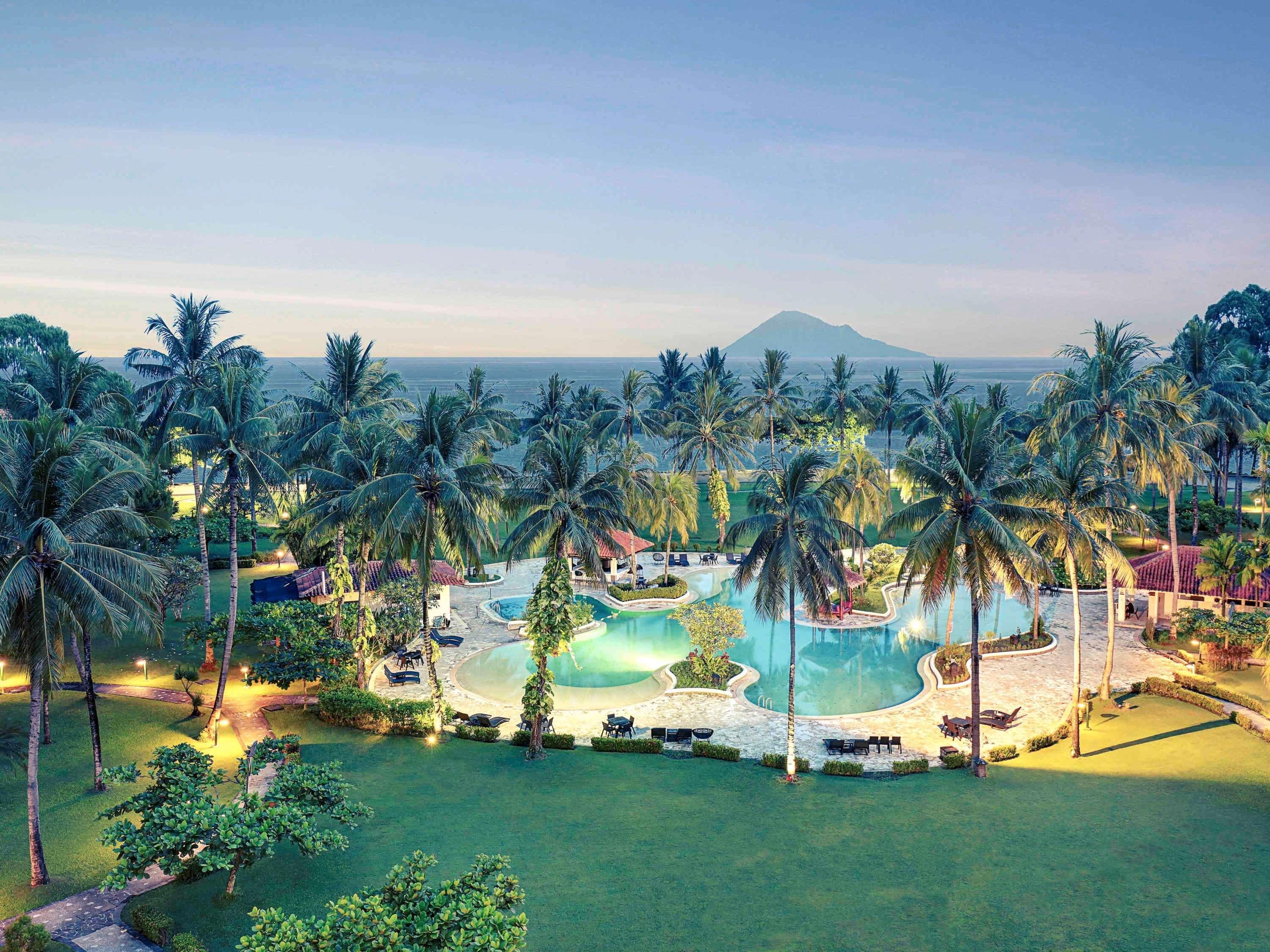 Manado Tateli Resort And Convention Exterior foto