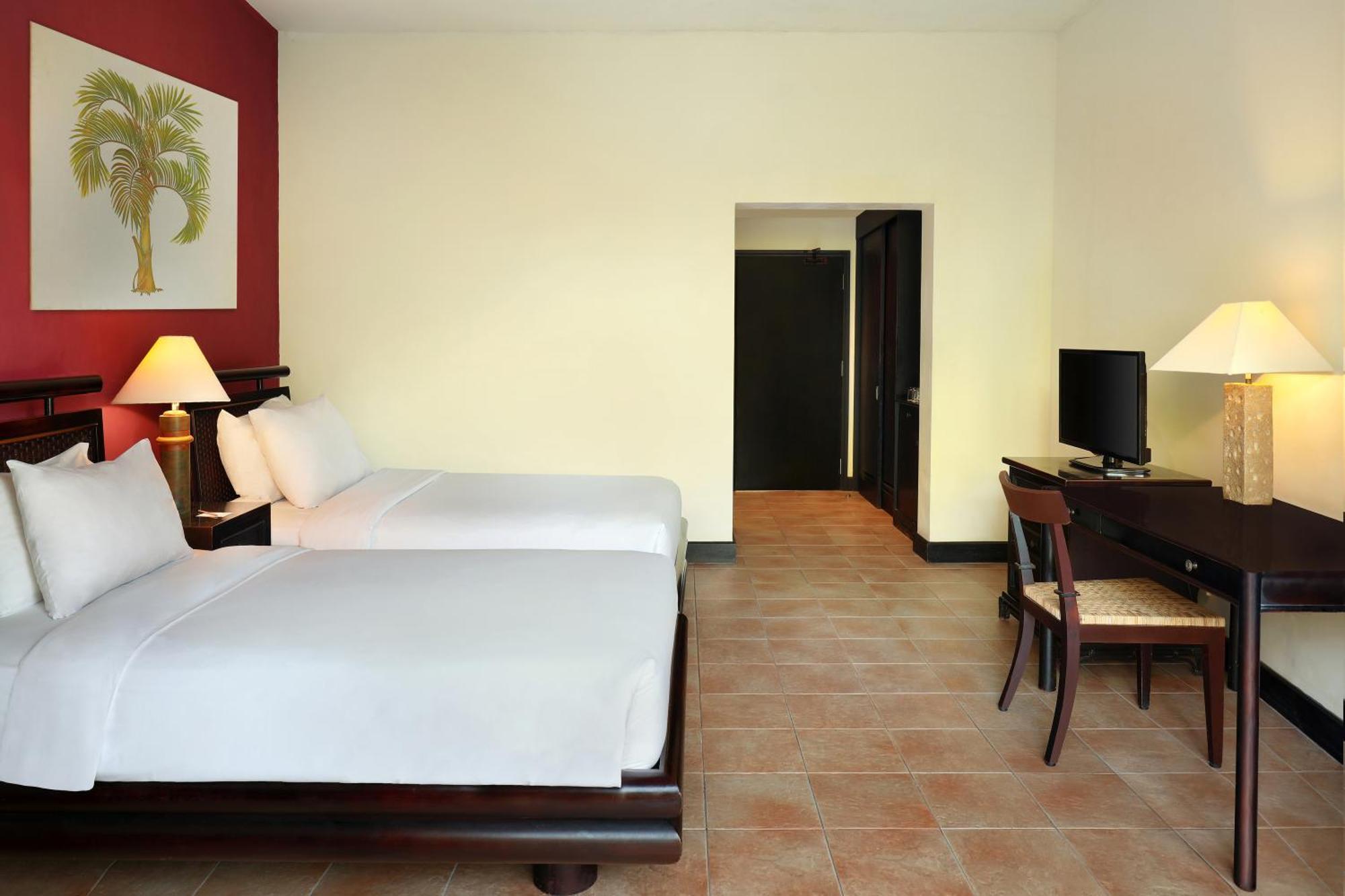 Manado Tateli Resort And Convention Exterior foto