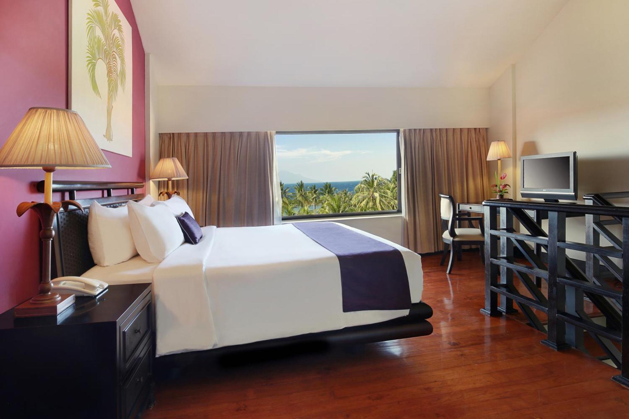 Manado Tateli Resort And Convention Exterior foto