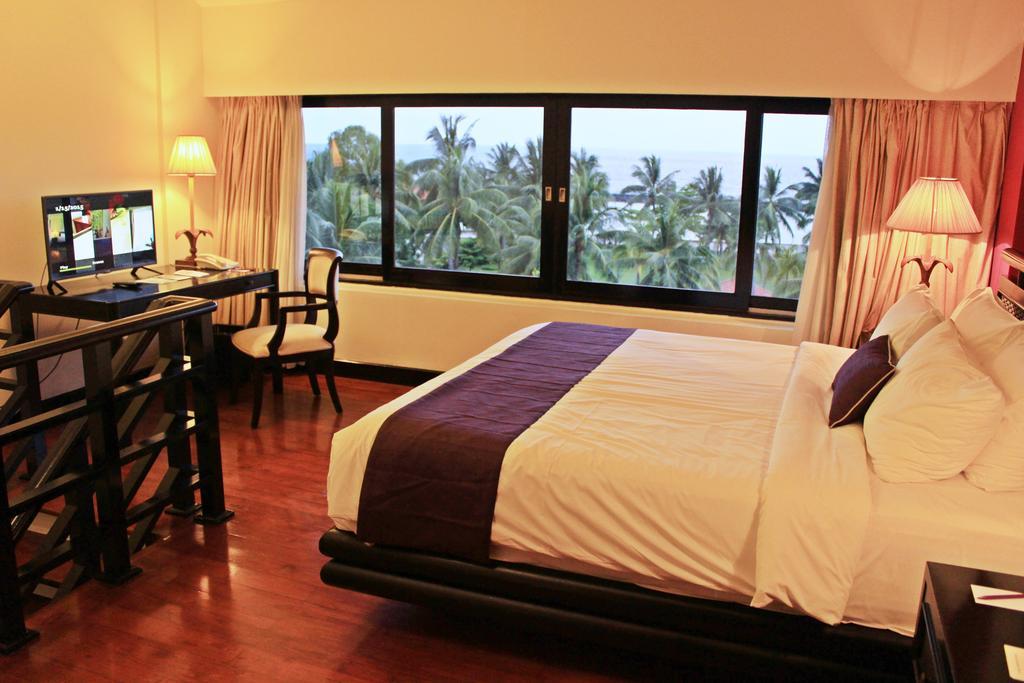 Manado Tateli Resort And Convention Exterior foto