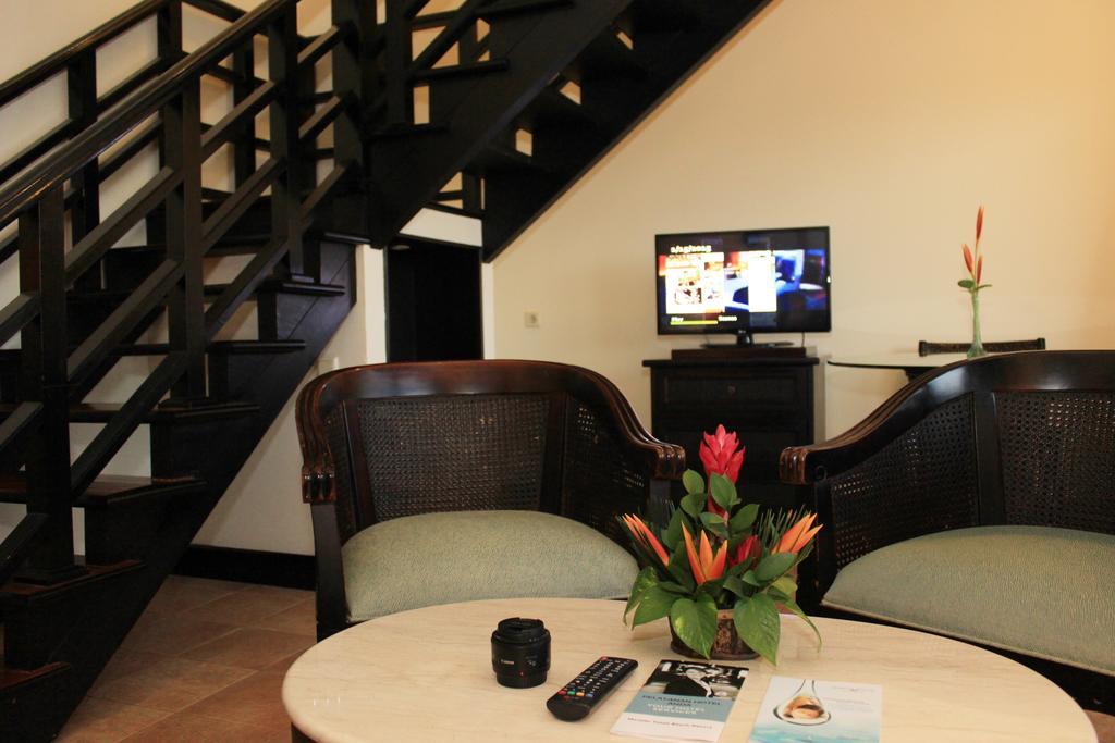 Manado Tateli Resort And Convention Exterior foto