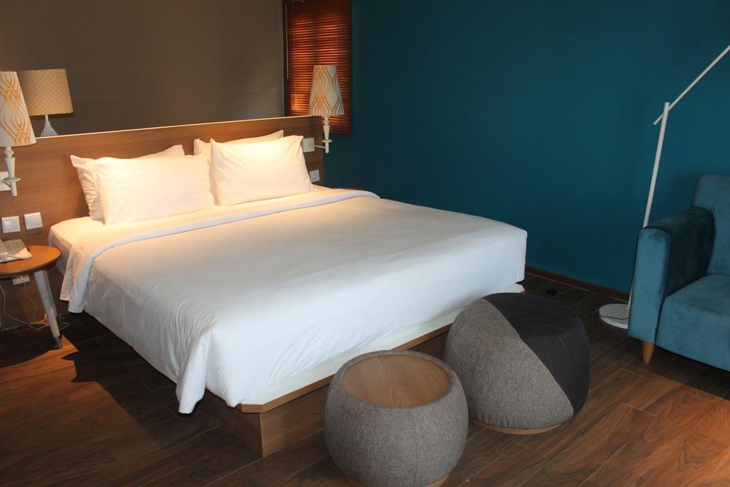 Manado Tateli Resort And Convention Exterior foto