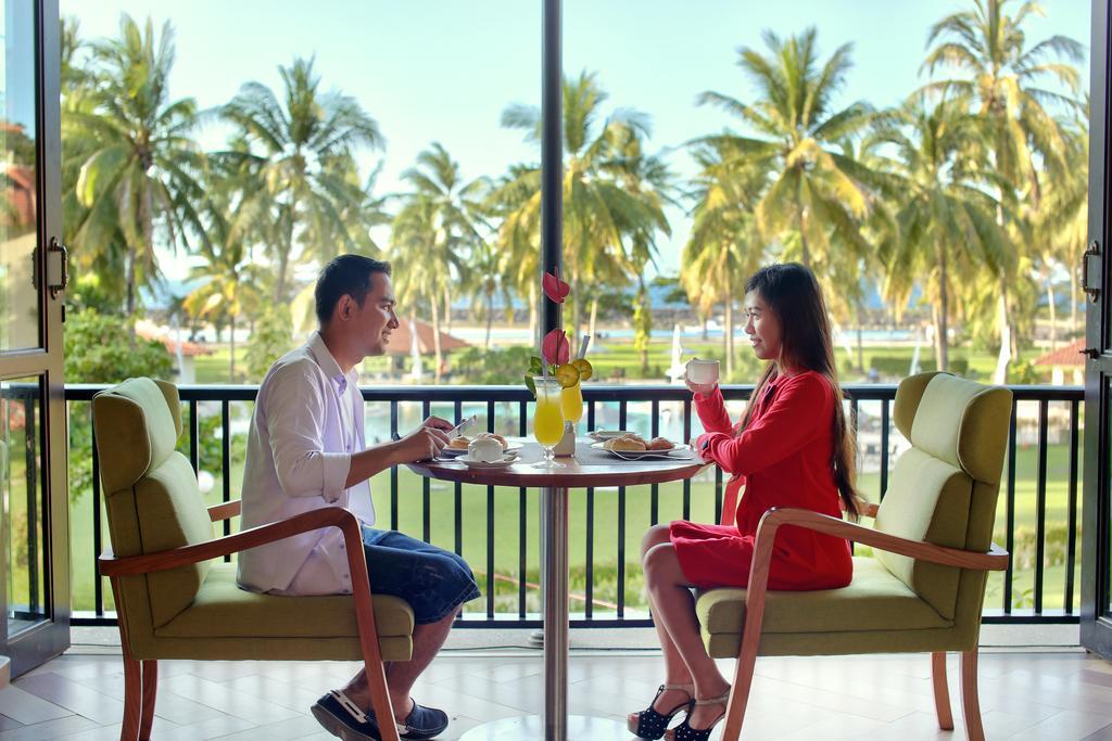 Manado Tateli Resort And Convention Exterior foto