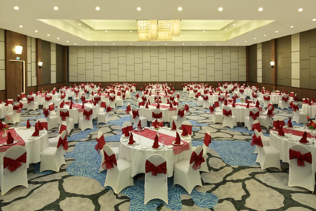 Manado Tateli Resort And Convention Exterior foto